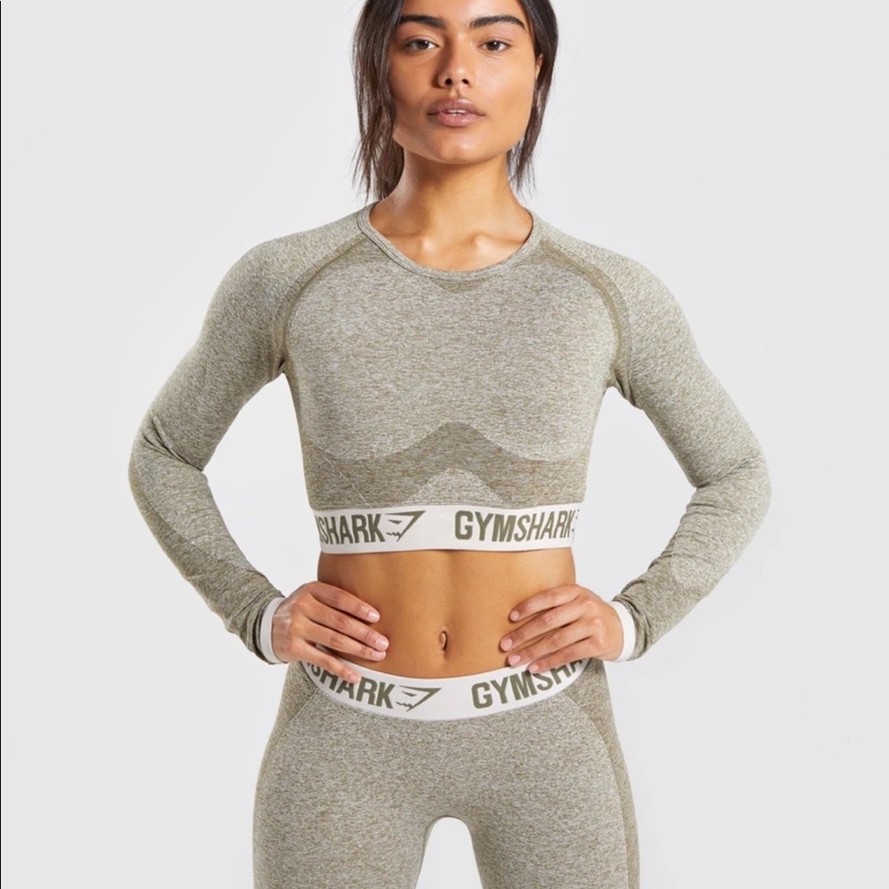 GYM SHARK WORKOUT TOP